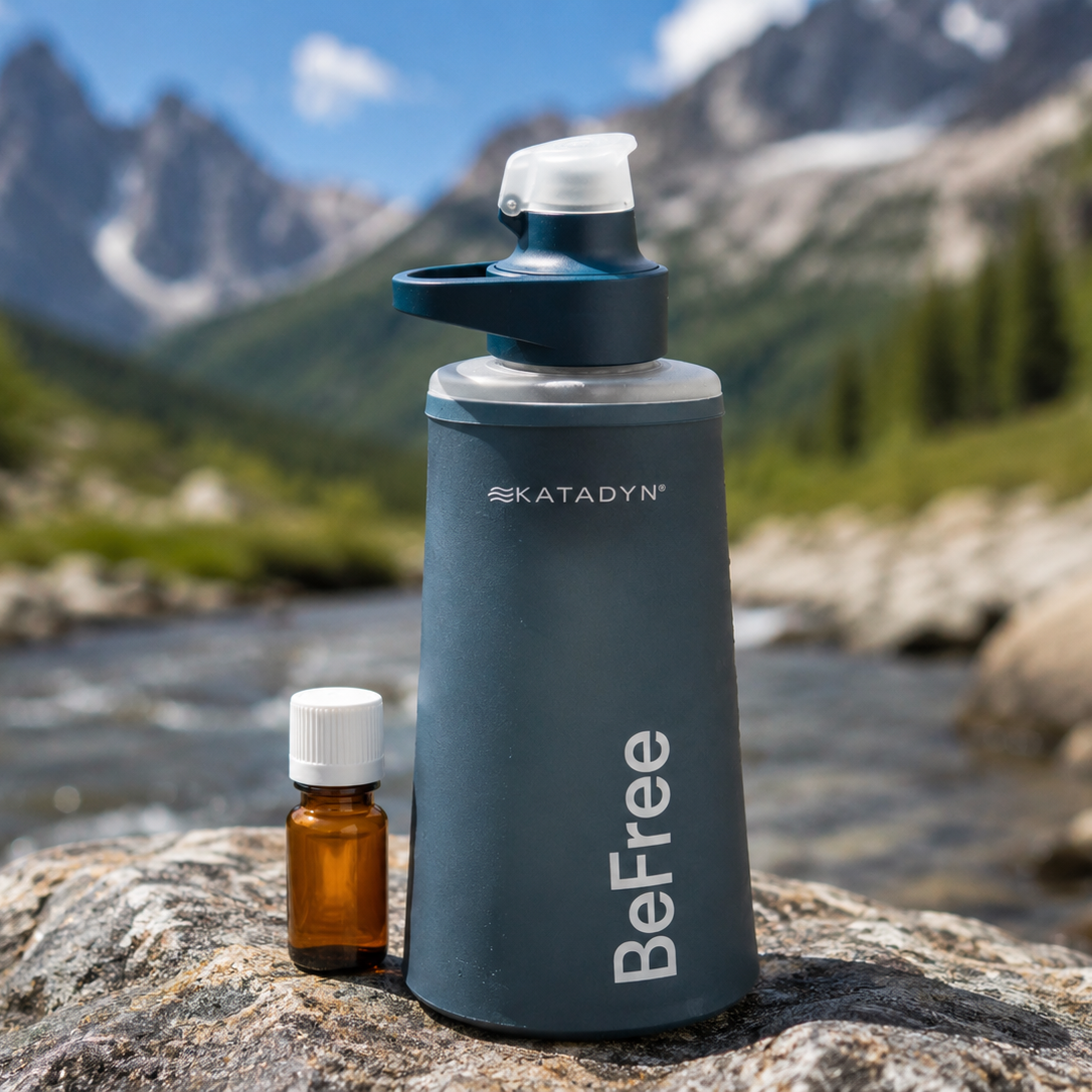 Outdoor Wasserfilter Set mit BioClean und BeFree-Flasche zur geschmacksneutralen Wasseraufbereitung unterwegs